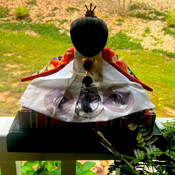 Japanese Princess Figurine - Picture 2 of 5